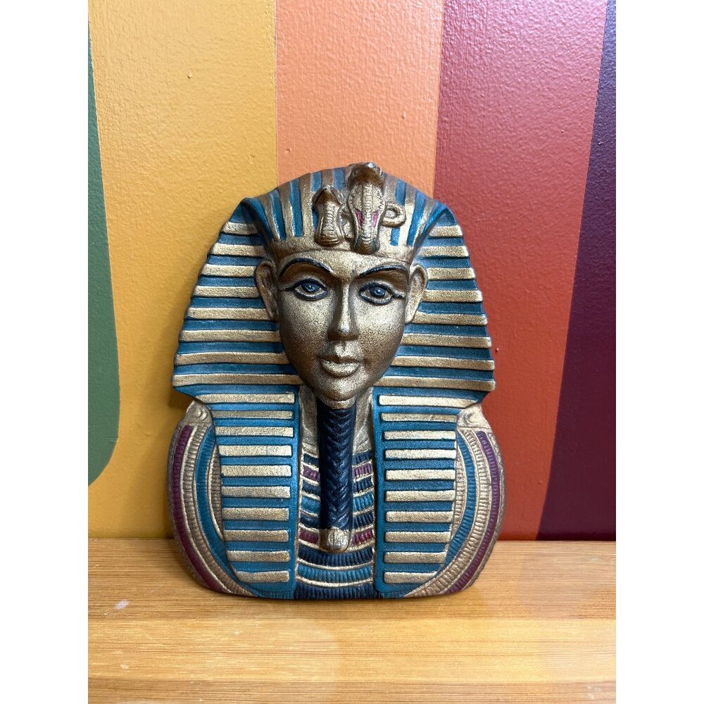 Vintage cast iron Egyptian king tut heavy wall hanging decor pharaoh